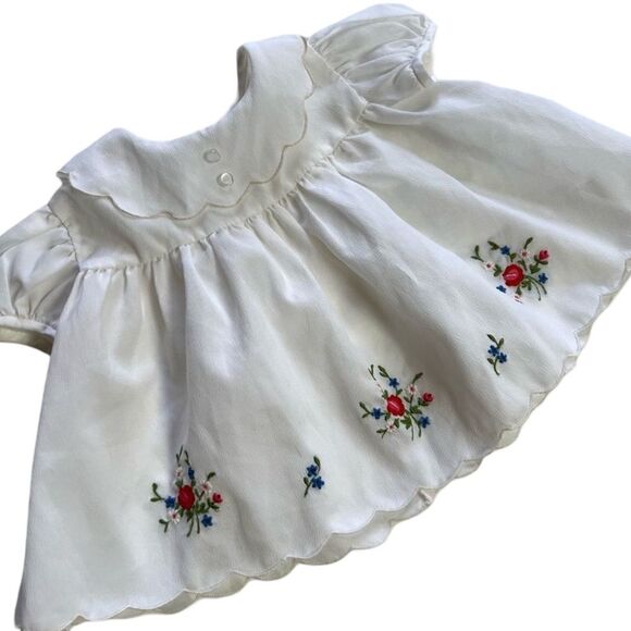 Lovely Vintage 1970s Handmade Floral Embroidered Scalloped Trim Peasant Blouse - Picture 1 of 7